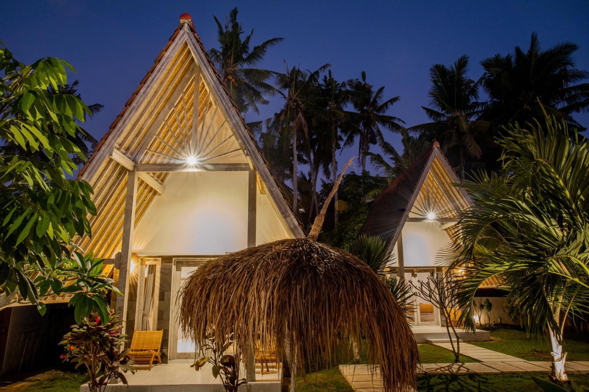 Sunset House Ceningan, 10 Person Beachview Private Villa Nusa Lembongan  Exterior photo