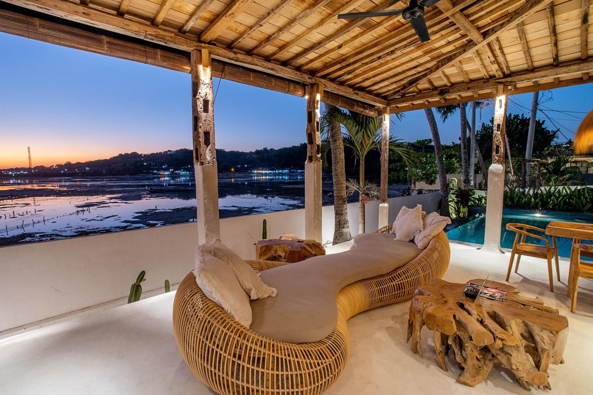 Sunset House Ceningan, 10 Person Beachview Private Villa Nusa Lembongan  Exterior photo