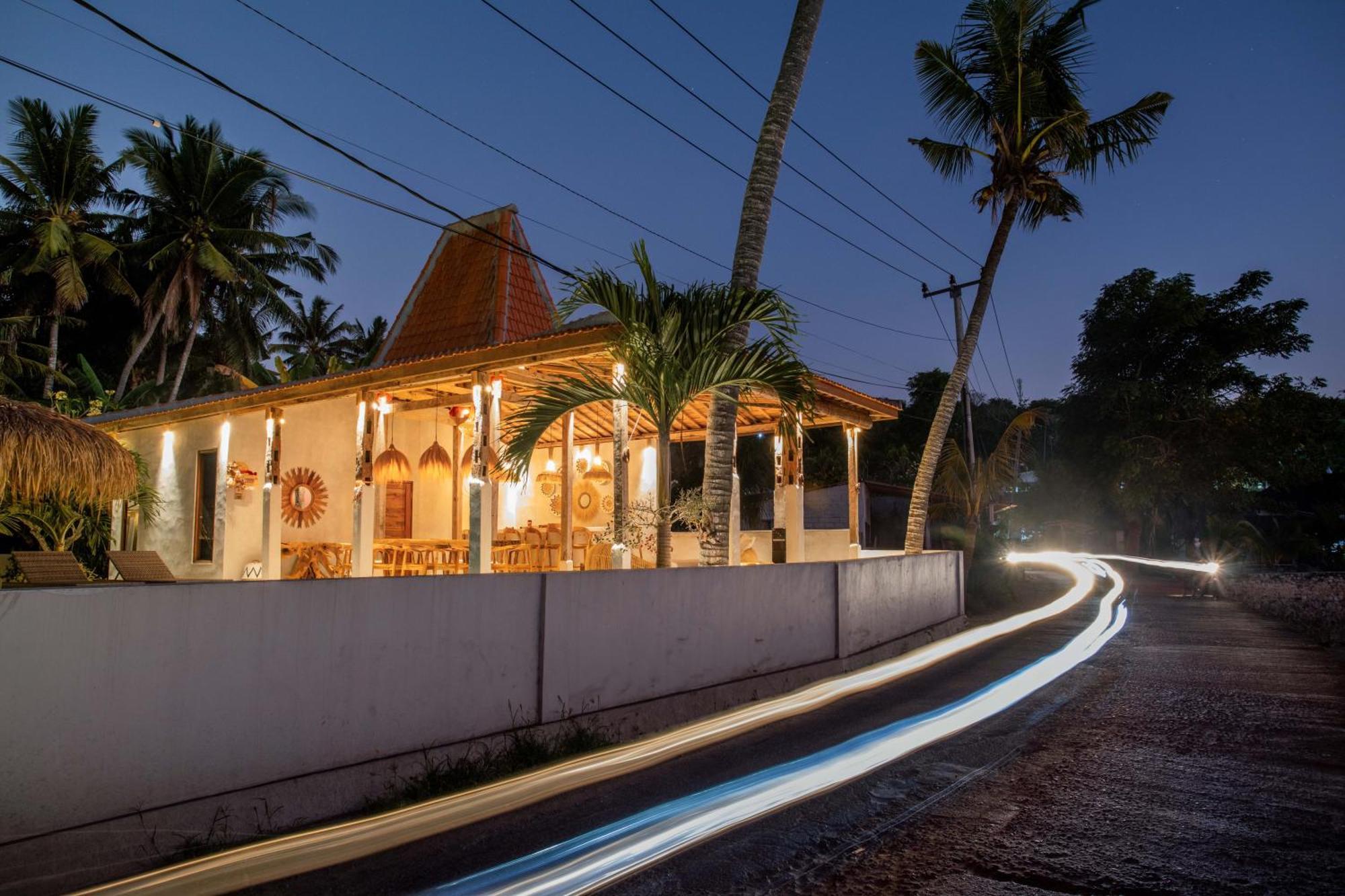 Sunset House Ceningan, 10 Person Beachview Private Villa Nusa Lembongan  Exterior photo