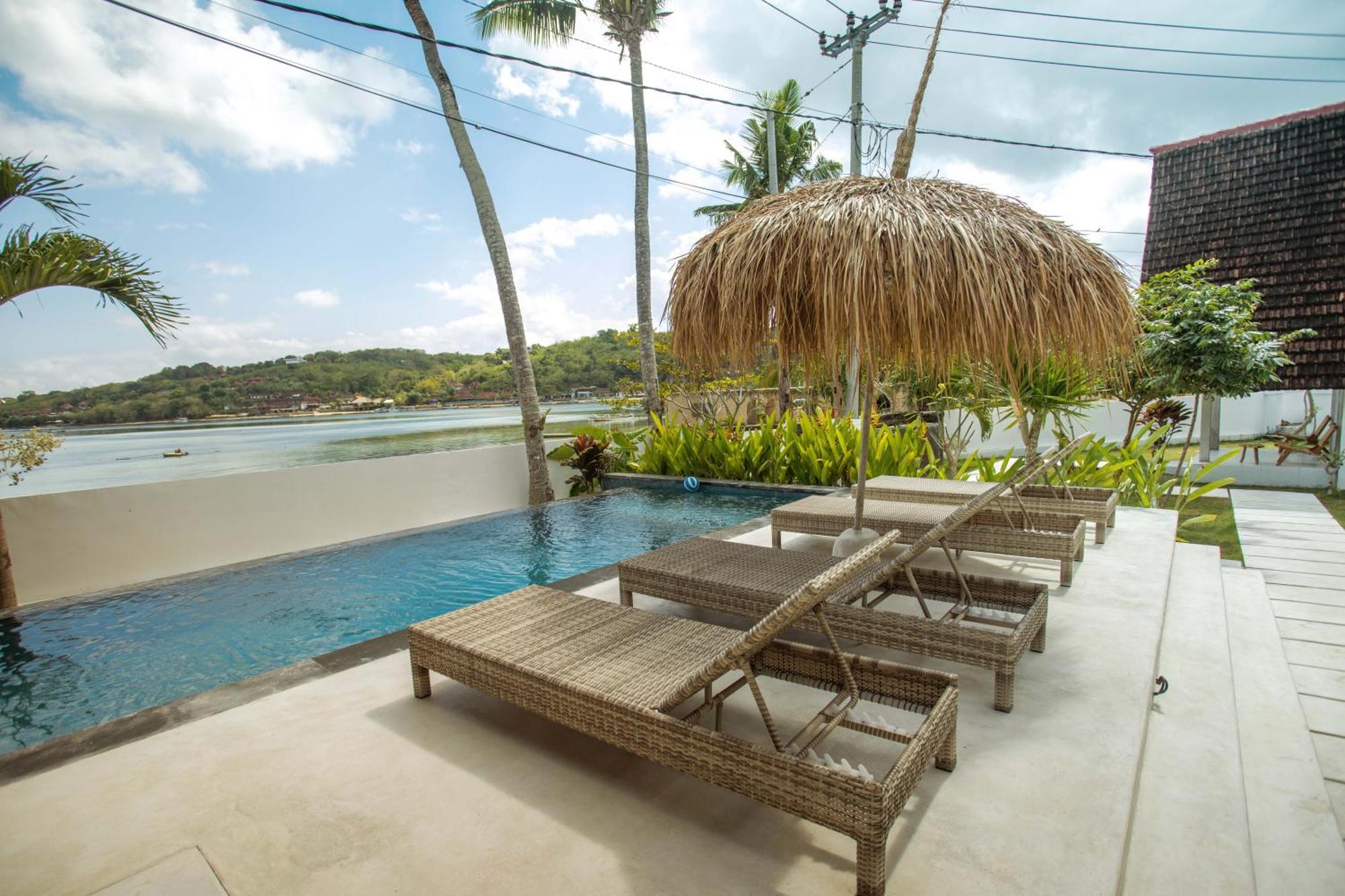Sunset House Ceningan, 10 Person Beachview Private Villa Nusa Lembongan  Exterior photo